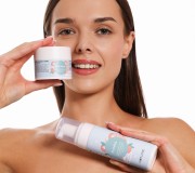 Oczyszczająca pianka neroli & drzewo herbaciane
